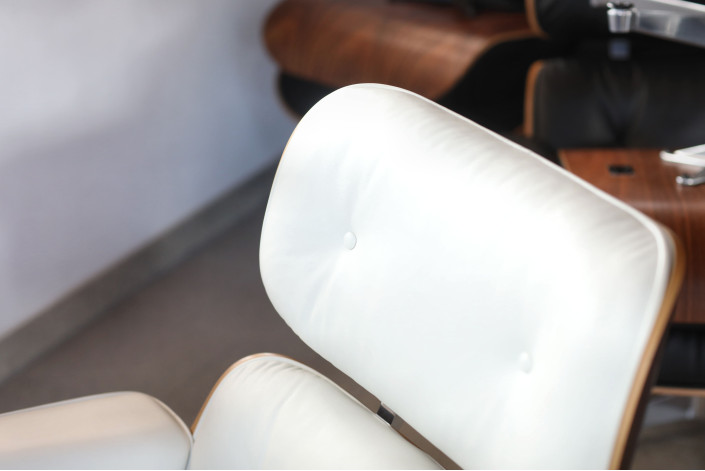 Charles & Ray Eames Lounge Chair mit Ottoman – Originalklassiker von Vitra