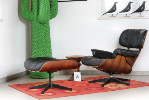 Charles & Ray Eames Lounge Chair mit Ottoman – Herman Miller 1970, Palisander & Schwarzes Leder, ruhige Maserung 2