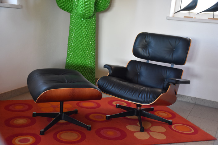 Charles & Ray Eames Lounge Chair mit Ottoman – Vitra 1997, Originalklassiker