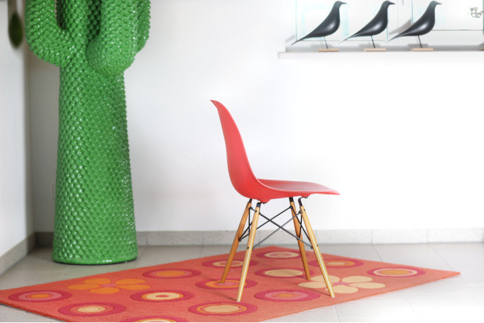 Vitra Eames Plastic Side Chair RE DSW – Poppy Red (2017)