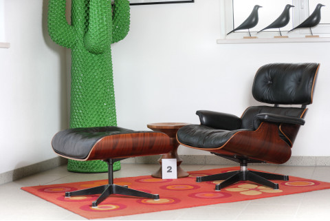 Charles & Ray Eames Lounge Chair mit Ottoman von Herman Miller – Originalklassiker Palisander & Schwarz, ca. 1970