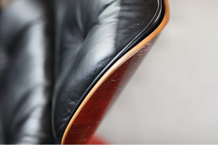 Charles & Ray Eames Lounge Chair mit Ottoman von Herman Miller – Originalklassiker Palisander & Schwarz, ca. 1970